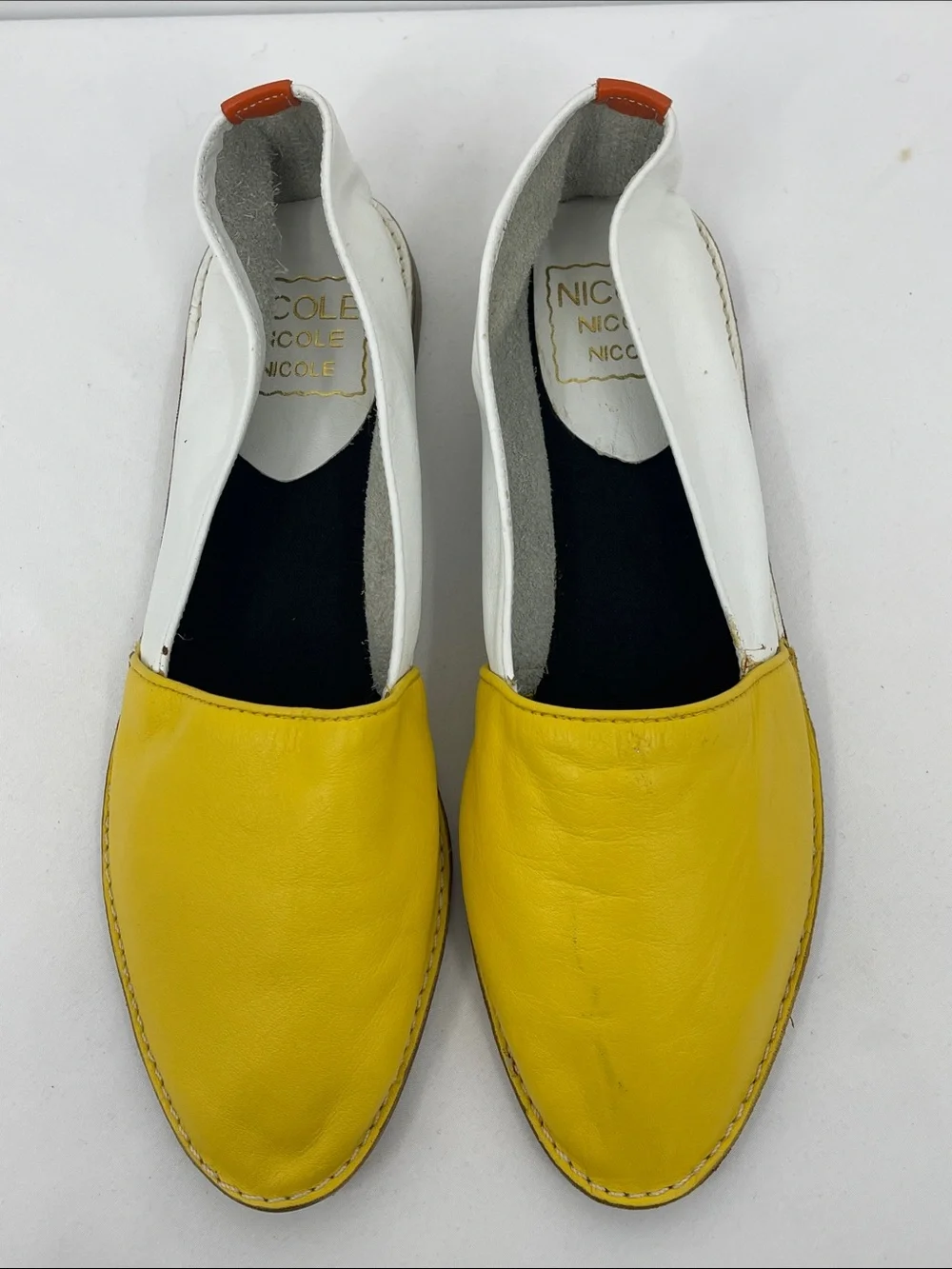 Nicole Raven SIZE 8.5 M yellow and White Leather Slip-On Loafers FIT NARROW